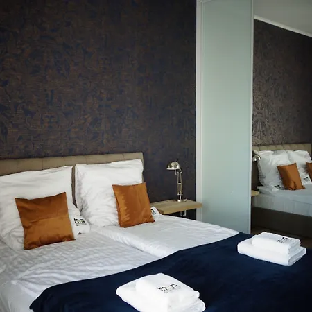 Livin Santocka شتشيتسين