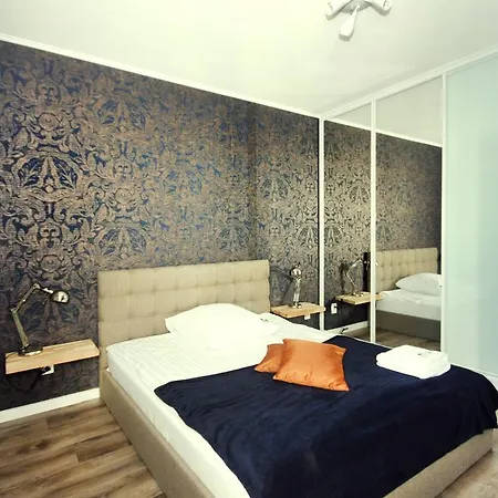 Apartment Livin Apartments Santocka