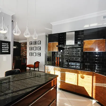 Apartment Livin Apartments Santocka