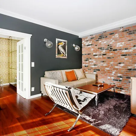 Livin Santocka شقة *