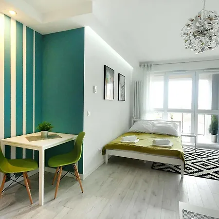 Livin Apartments Santocka Apartment *