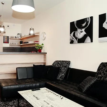 Livin Santocka * Štetín