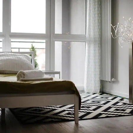 Livin Apartments Santocka Apartment *